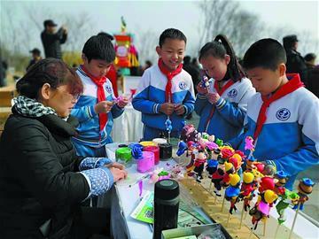 文化科技衛(wèi)生“三下鄉(xiāng)”提供30余項(xiàng)服務(wù)