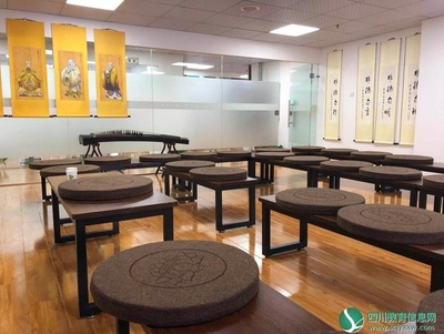 成都“明星教師”深耕教育培訓:用專業(yè)教師做專業(yè)教育